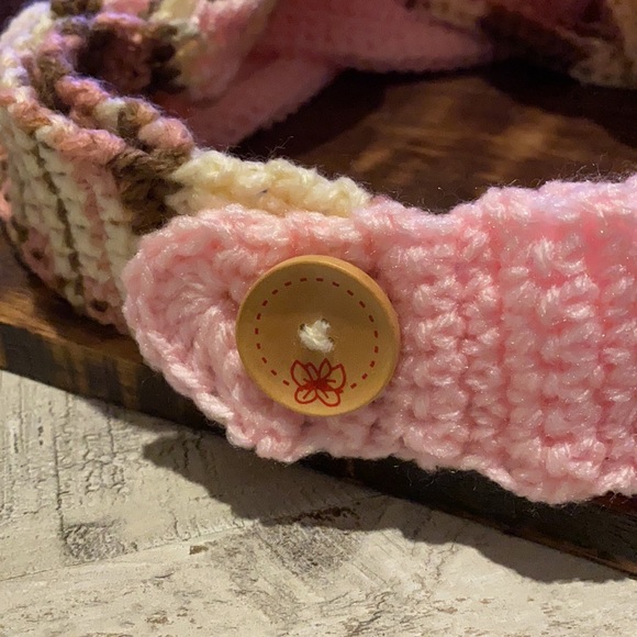 HANDMADE braided cowl - Picture 3 of 4